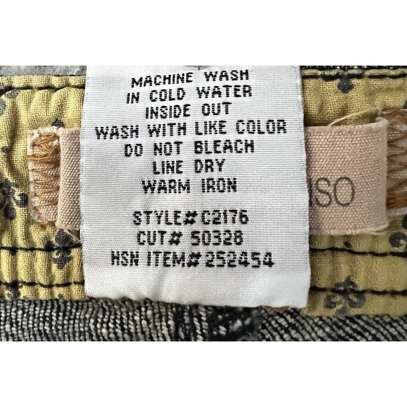 Kristian Alfonso Fleur de Lis Bootcut Jeans Women’s 14 Med Wash Stretch Denim - Picture 12 of 16